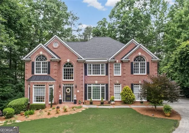 Photo 2 of Single family home for sale at 480 Fawn Glen Dr, Roswell, GA 30075 | MLS# 10810272 | Listing updated on 2026-08-24