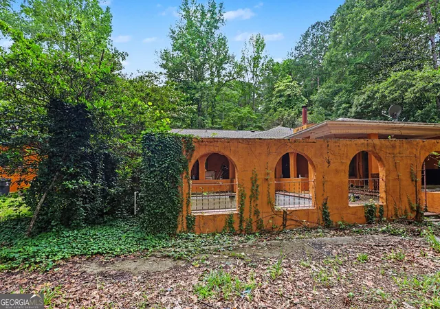 Photo 1 of Sale Pending at 6130 Tennis Cir, Fairburn, GA 30213 | MLS# 10777704 | Listing updated on 2026-09-14