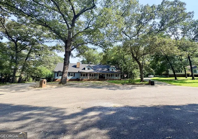 2nd image of 102 Alpine Ct, Warner Robins, GA 31088 | MLS# 10817504