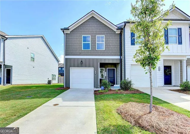 1st image of 120 Buckingham Ln, Hoschton, GA 30548 | MLS# 10755785