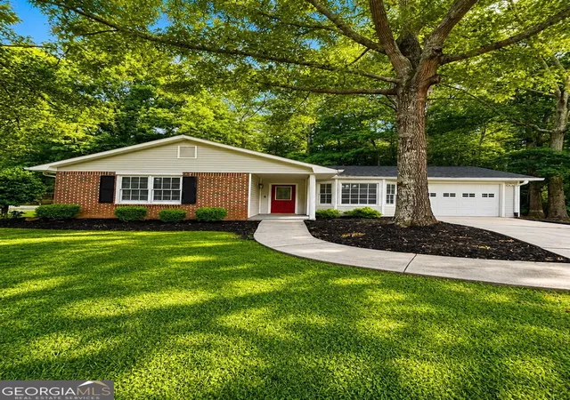 1st image of 613 Windsor Dr Se, Conyers, GA 30094 | MLS# 10793490