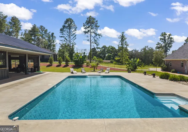 Photo 3 of Single family home for sale at 141 Virginia Hills Rd, Royston, GA 30662 | MLS# 10725657 | Listing updated on 2026-08-09