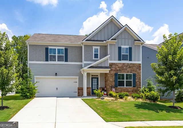 Photo 1 of Single family home for sale at 371 Highgrove Wy, Dallas, GA 30157 | MLS# 10834846 | Listing updated on 2026-09-13