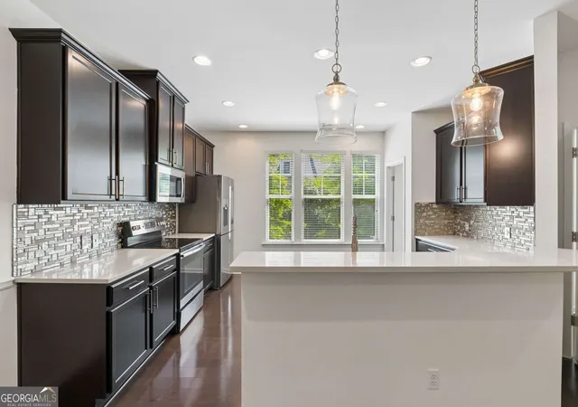 2nd image of 4296 Morning Vw, Stone Mountain, GA 30083 | MLS# 10758548