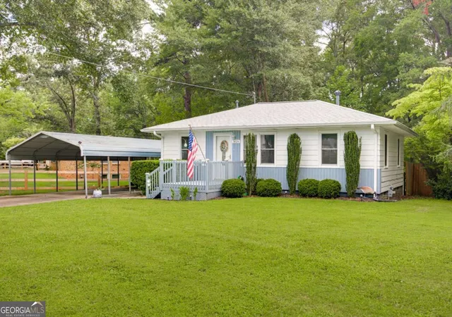 1st image of 3026 Shirley Dr, Kennesaw, GA 30144 | MLS# 10825036