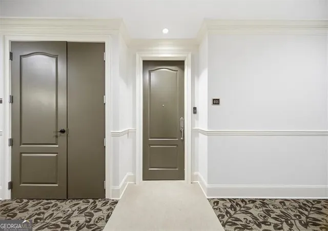 Photo 3 of Condo for sale at 3280 Stillhouse Ln Se #401, Atlanta, GA 30339 | MLS# 10788547 | Listing updated on 2026-10-22