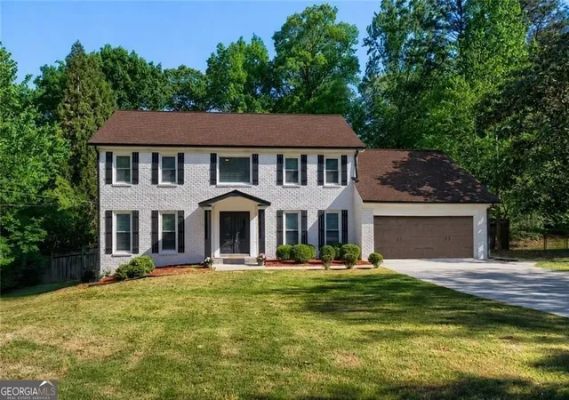 Photo 1 of Single family home for sale at 2368 Fenhurst Pl, Atlanta, GA 30338 | MLS# 10782018 | Listing updated on 2026-09-02