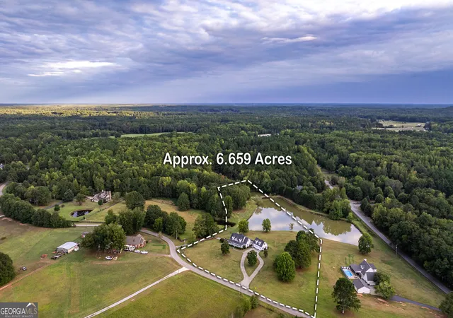 Photo 3 of Single family home for sale at 1058 Snip Dillard Rd, Monroe, GA 30656 | MLS# 10820269 | Listing updated on 2026-08-20