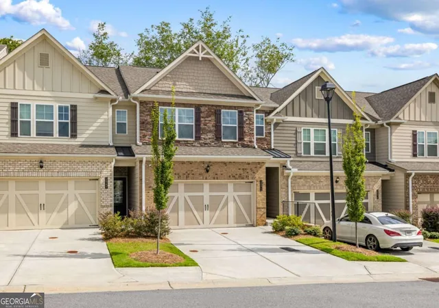 Photo 2 of Townhouse for sale at 1571 Summer Song Dr, Marietta, GA 30067 | MLS# 10825847 | Listing updated on 2026-08-27