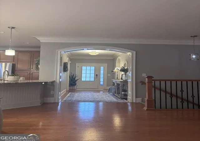 Photo 4 of Sale Pending at 406 Beacon Ct, Griffin, GA 30223 | MLS# 10692265 | Listing updated on 2026-08-03