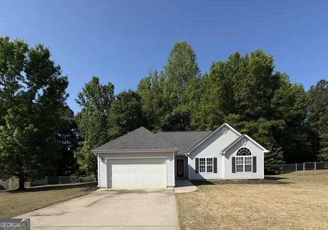 Homes for sale in Newnan, GA | 225 Pegasus Tr, Newnan, GA 30263 | MLS# 10740980