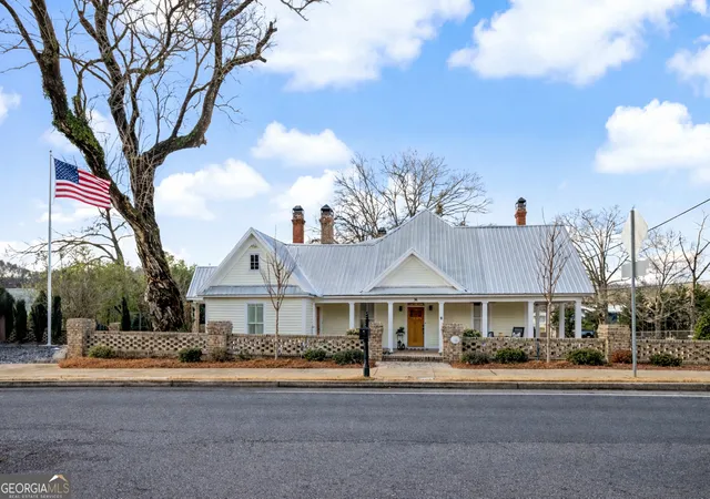 2nd image of 36 Broad St, Senoia, GA 30276 | MLS# 10701179
