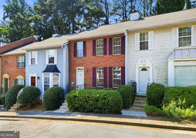 2nd image of 6422 Wedgeview Dr, Tucker, GA 30084 | MLS# 10813619