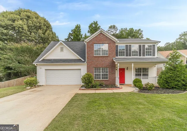 Photo 1 of Single family home for sale at 207 Belmont Dr, Monroe, GA 30655 | MLS# 10784097 | Listing updated on 2026-09-13