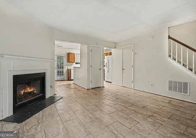 Photo 3 of Townhouse for sale at 5670 Wells Cir, Stone Mountain, GA 30087 | MLS# 10759730 | Listing updated on 2026-08-03