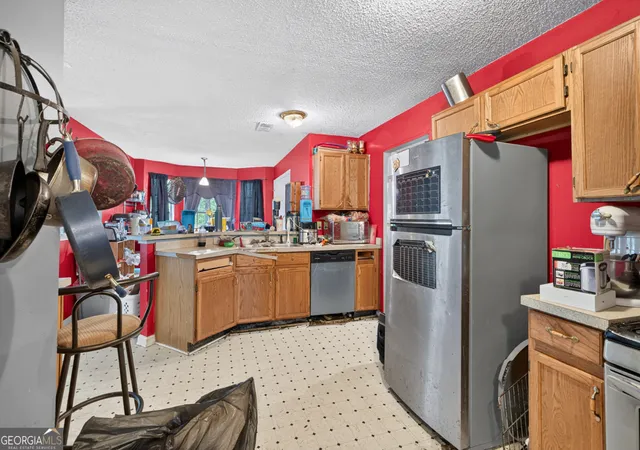 4th image of 2345 Rocky Waters Trl, Buford, GA 30519 | MLS# 10815941