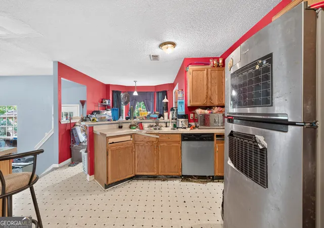 5th image of 2345 Rocky Waters Trl, Buford, GA 30519 | MLS# 10815941