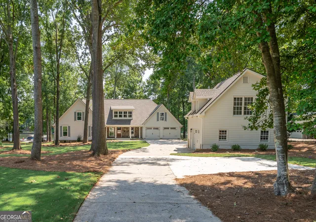 1st image of 200 Whitney St, Eatonton, GA 31024 | MLS# 10797887