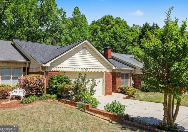 Photo 2 of Townhouse for sale at 6190 Douglas Manor Ct, Douglasville, GA 30134 | MLS# 10741584 | Listing updated on 2026-08-16