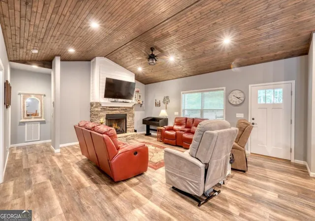 4th image of 110 Hampton Rd, Morganton, GA 30560 | MLS# 10768157