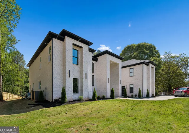 2nd image of 1035 Auburn Rd, Dacula, GA 30019 | MLS# 10818703