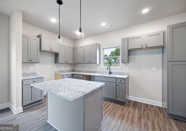 2nd image of 107 Winston Wy, Carrollton, GA 30117 | MLS# 10828579