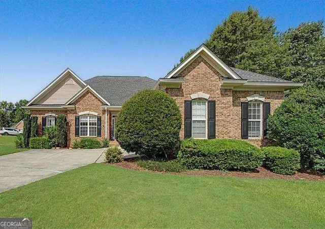 Photo 3 of Single family home for sale at 118 Jasmine Way, Villa Rica, GA 30180 | MLS# 10813384 | Listing updated on 2026-09-25