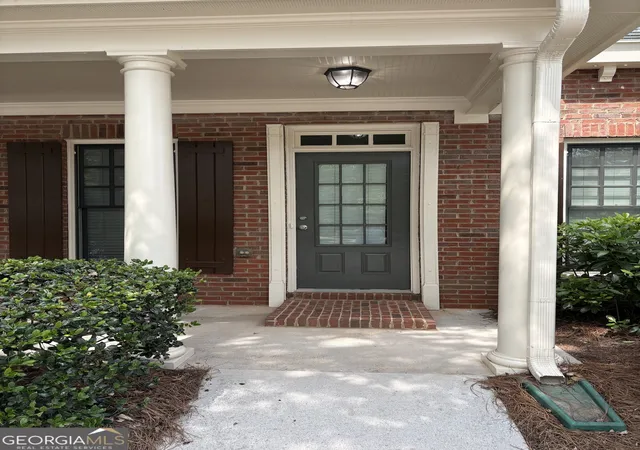 Photo 4 of Townhouse for sale at 1270 Faircrest Xing Dr #1270, Alpharetta, GA 30004 | MLS# 10792288 | Listing updated on 2026-09-14