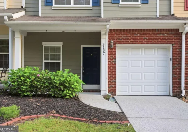 2nd image of 3137 Cedar Glade Ln, Buford, GA 30519 | MLS# 10810964