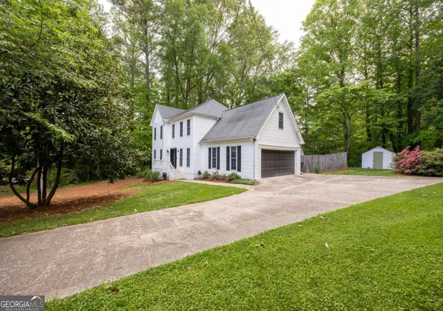 2nd image of 12 Indian Lake Ct, Hiram, GA 30141 | MLS# 10736770