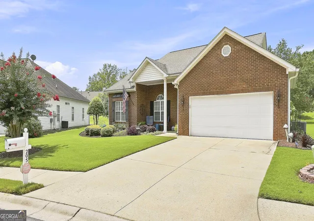 Photo 3 of Single family home for sale at 205 Autumn Glen Cir, Fayetteville, GA 30215 | MLS# 10822470 | Listing updated on 2026-08-24
