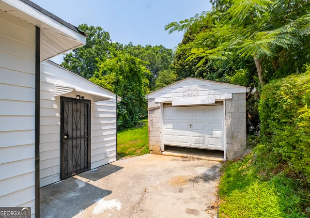 Photo 37 of Single family home for sale at 2209 Wingate St Sw, Atlanta, GA 30310 | MLS# 10814094 | Listing updated on 2026-09-10