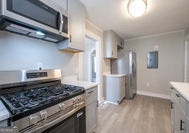 Photo 4 of Single family home for sale at 2209 Wingate St Sw, Atlanta, GA 30310 | MLS# 10814094 | Listing updated on 2026-09-10