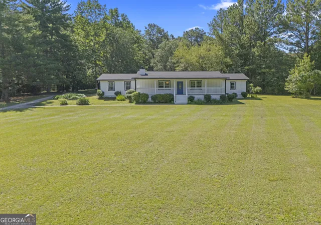 Photo 3 of Single family home for sale at 4743 Bryant Dr, Snellville, GA 30039 | MLS# 10808401 | Listing updated on 2026-09-05