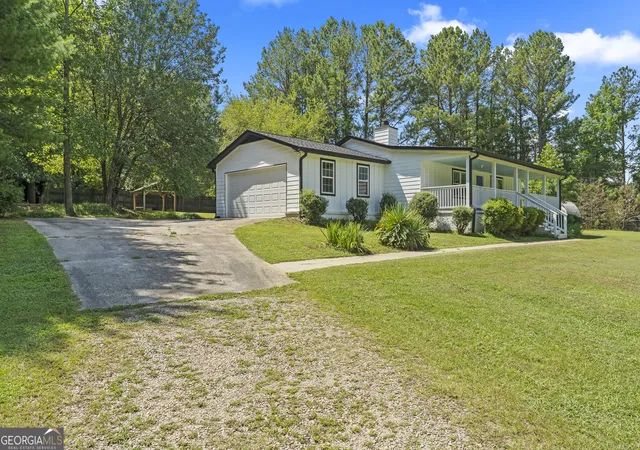 Photo 4 of Single family home for sale at 4743 Bryant Dr, Snellville, GA 30039 | MLS# 10808401 | Listing updated on 2026-09-05