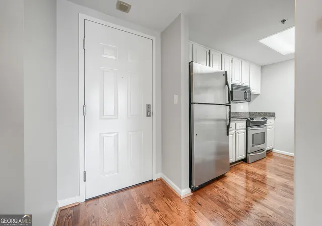 Photo 2 of Condo for sale at 3481 Lakeside Dr Ne #2603, Atlanta, GA 30326 | MLS# 10809071 | Listing updated on 2026-09-05