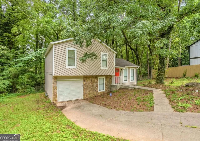 Photo 2 of Single family home for sale at 4645 Hairston Xing Pl, Stone Mountain, GA 30083 | MLS# 10789610 | Listing updated on 2026-08-07
