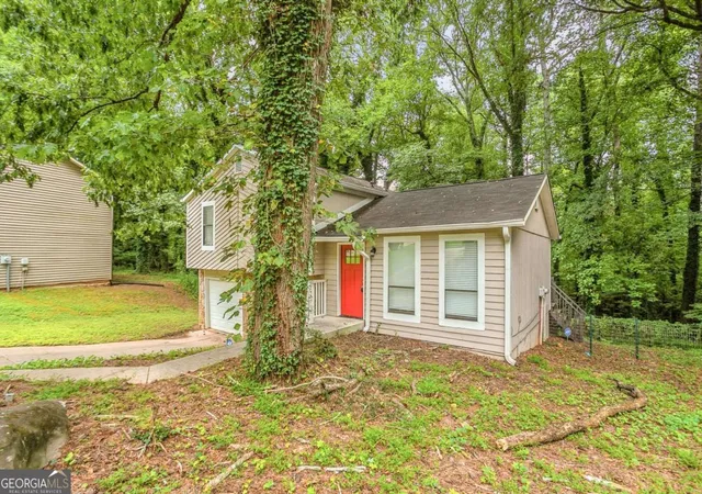 Photo 3 of Single family home for sale at 4645 Hairston Xing Pl, Stone Mountain, GA 30083 | MLS# 10789610 | Listing updated on 2026-08-07