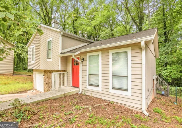 Photo 3 of Single family home for sale at 4645 Hairston Xing Pl, Stone Mountain, GA 30083 | MLS# 10789610 | Listing updated on 2026-08-07