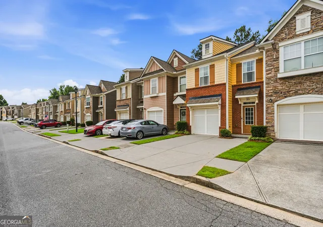 3rd image of 2079 Lakeshore Overlook Dr Nw, Kennesaw, GA 30152 | MLS# 10789644