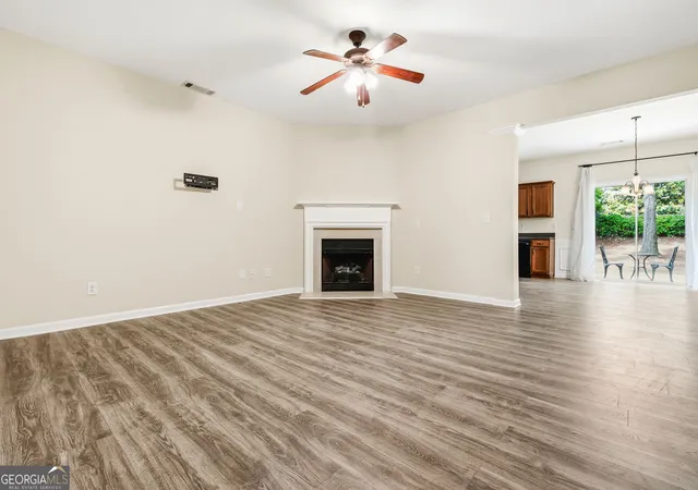 5th image of 2079 Lakeshore Overlook Dr Nw, Kennesaw, GA 30152 | MLS# 10789644