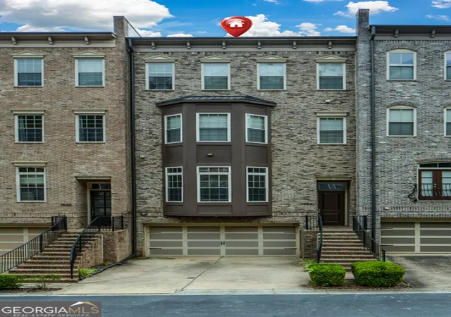 Photo 2 of Townhouse for sale at 1933 Ridgemont Ln, Decatur, GA 30033 | MLS# 10779264 | Listing updated on 2026-07-13