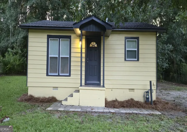 1st image of 1326 Jimi Ln Nw, Conyers, GA 30012 | MLS# 10830081