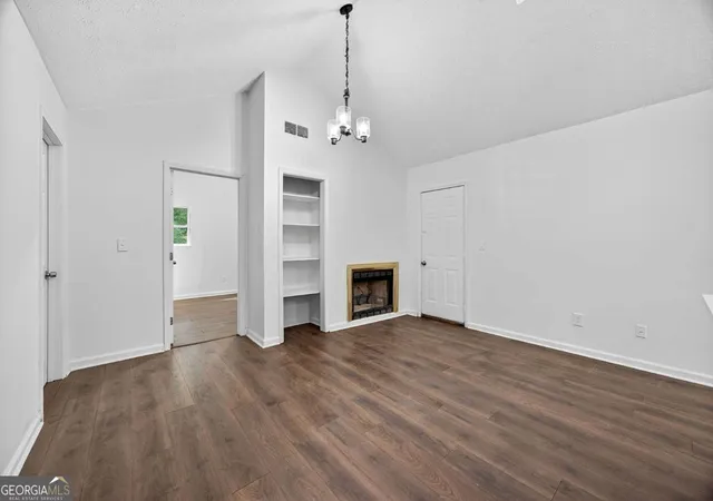 5th image of 633 Sandys Ln Se, Atlanta, GA 30354 | MLS# 10826701