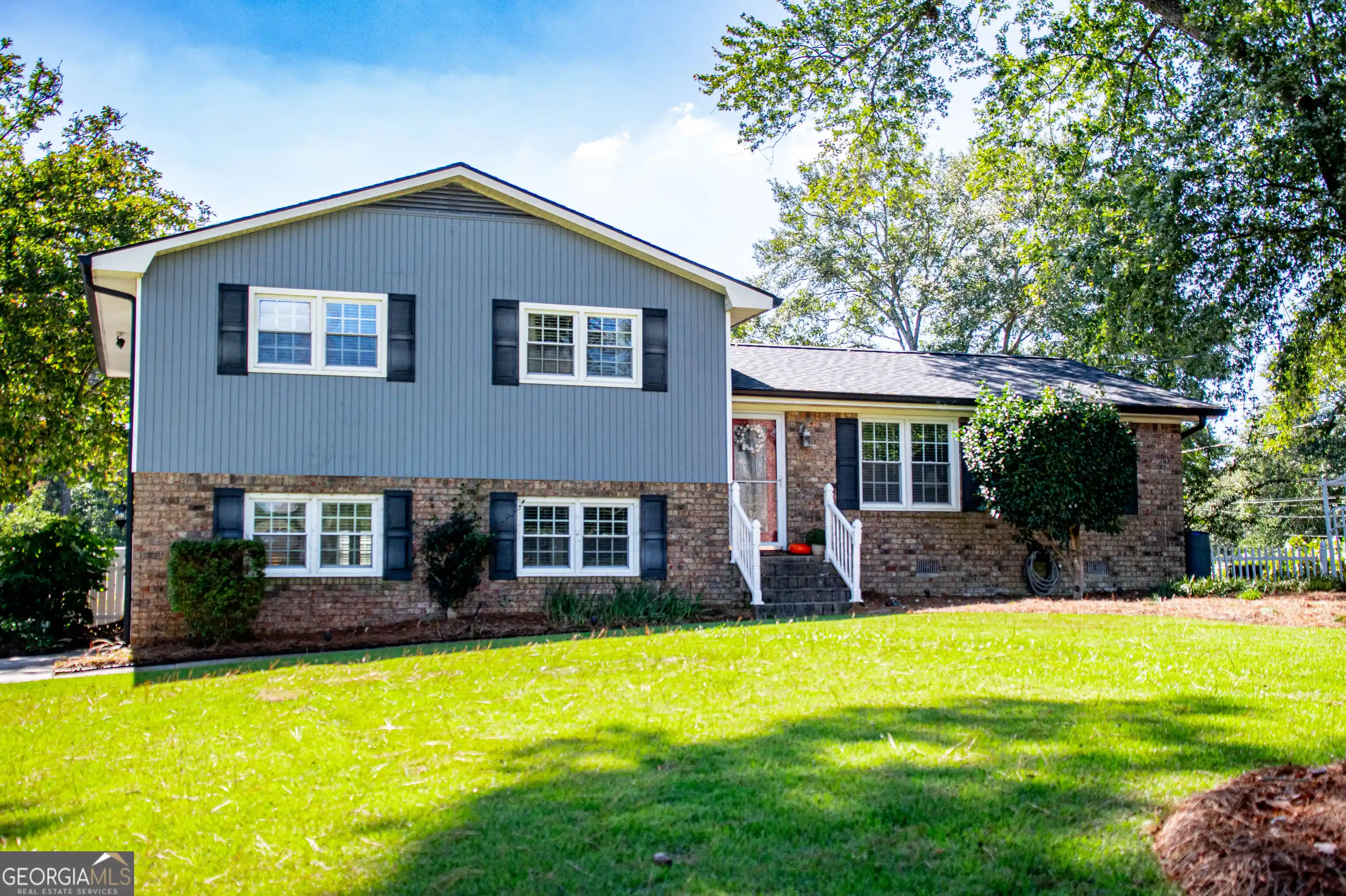 Photo 1 of Single family home for sale at 105 Kathy Ln, Carrollton, GA 30117 | MLS# 10868933 | Listing updated on 2026-10-21