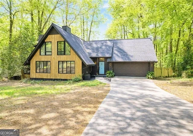 Photo 1 of Sale Pending at 240 Summerfield Dr, Alpharetta, GA 30022 | MLS# 10806803 | Listing updated on 2026-09-17