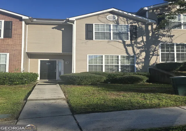 1st image of 194 Odyssey Turn, Conyers, GA 30012 | MLS# 10818461