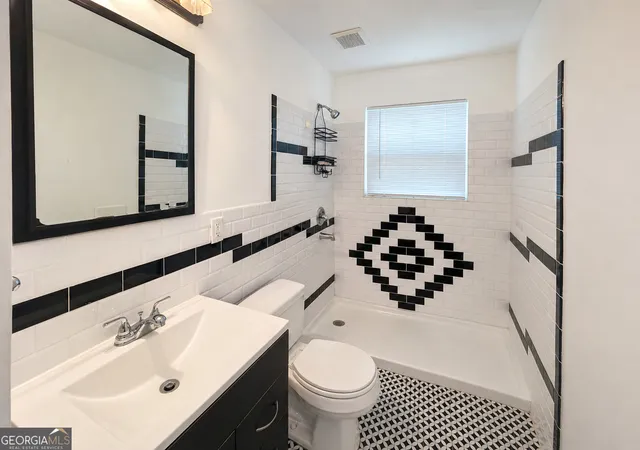 5th image of 1792 Austin Dr, Decatur, GA 30032 | MLS# 10791649