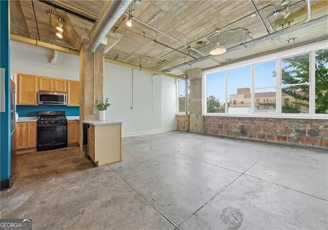 Photo 2 of Condo for sale at 505 Whitehall St Sw #203, Atlanta, GA 30303 | MLS# 10646452 | Listing updated on 2026-05-26