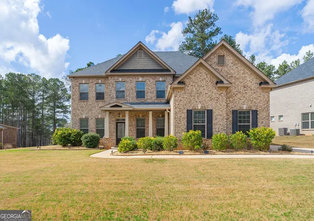 Photo 1 of Single family home for sale at 6857 Louis Dr, Locust Grove, GA 30248 | MLS# 10794396 | Listing updated on 2026-10-08